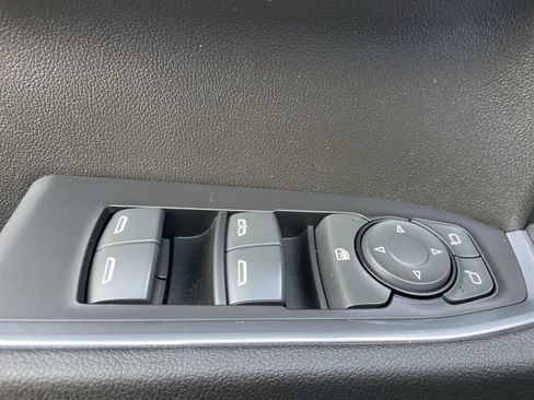 Used 2023 Chevrolet Silverado 1500 RST w/ Z71 Off-Road Package image 17