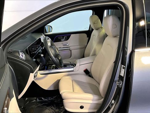 Certified 2026 Mercedes-Benz GLA 250 4MATIC image 9