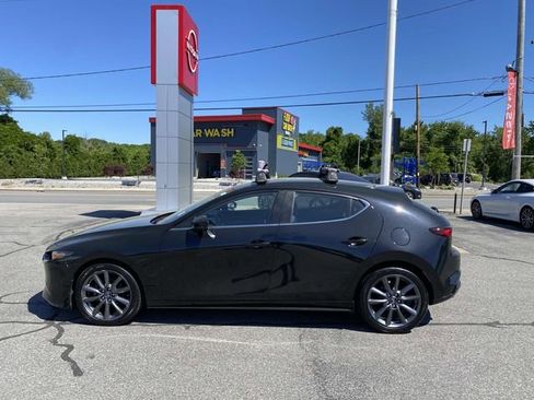 Used 2022 MAZDA MAZDA3 s FWD image 4