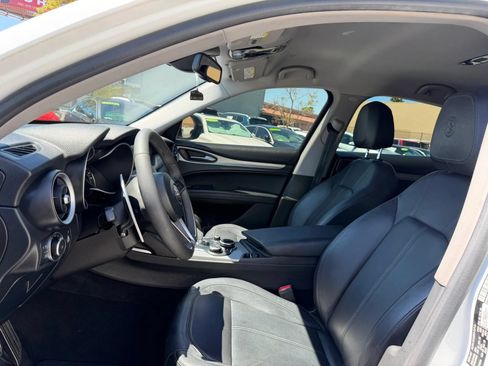 Used 2019 Alfa Romeo Stelvio Sport w/ Quick Order Package 22K Sport RWD image 12