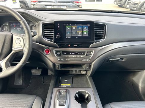 Used 2024 Honda Passport EX-L image 18