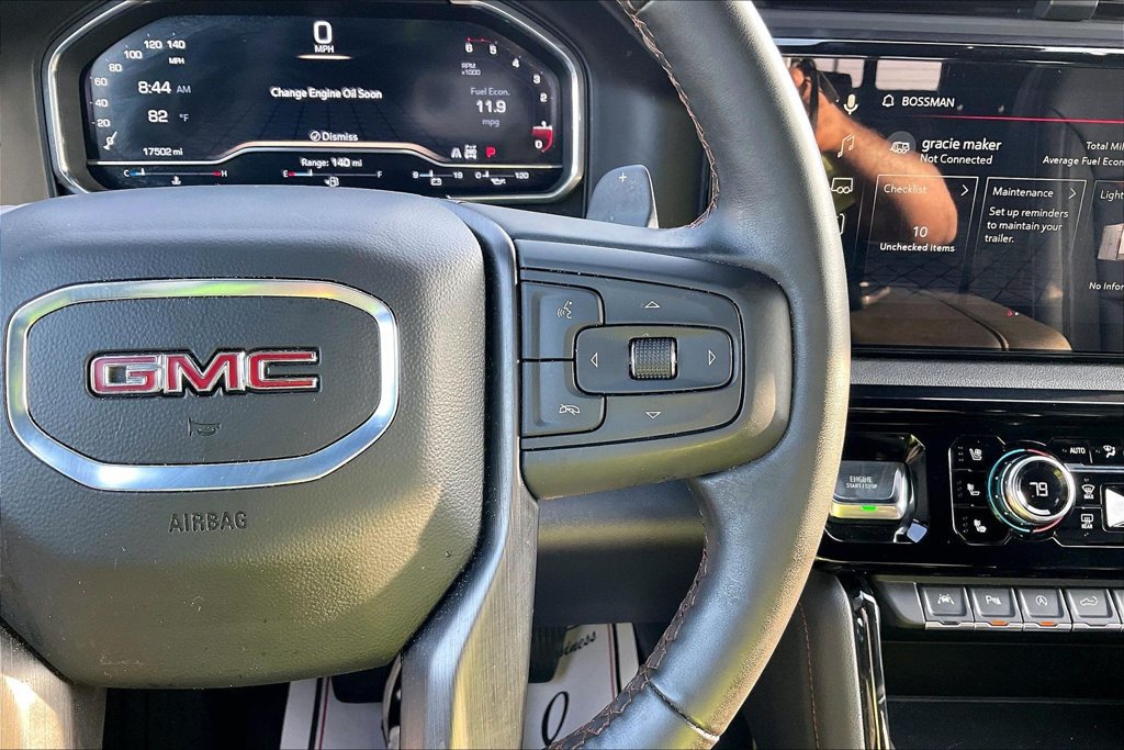 Used 2025 GMC Sierra 1500 AT4 w/ AT4 Premium Package AWD/4WD image 13