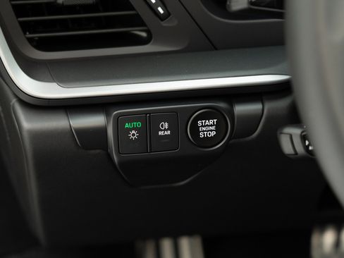 Certified 2026 Porsche 911 GTS image 22