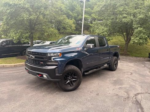 Used 2021 Chevrolet Silverado 1500 LT Trail Boss w/ Convenience Package II AWD/4WD image 1