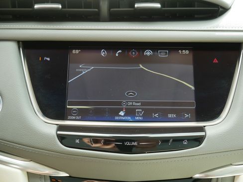 Used 2017 Cadillac XT5 Premium Luxury AWD/4WD image 30