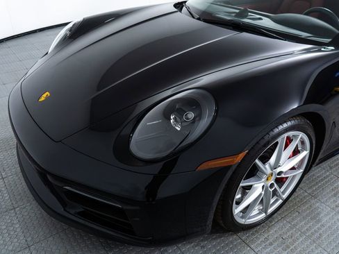 Used 2024 Porsche 911 Targa 4 GTS image 13