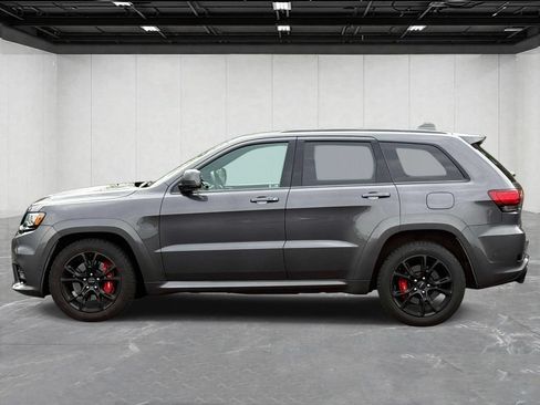 Used 2017 Jeep Grand Cherokee SRT AWD/4WD image 8