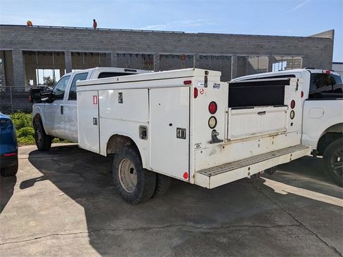 Used 2015 Ford F350 XL w/ Power Equipment Group image 3