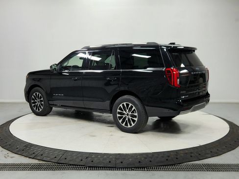 Used 2025 Ford Expedition Platinum AWD/4WD image 6