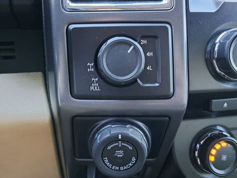 Used 2016 Ford F150 XLT w/ Equipment Group 301A Mid image 11