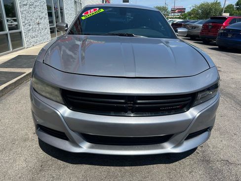 Used 2018 Dodge Charger R/T RWD image 10