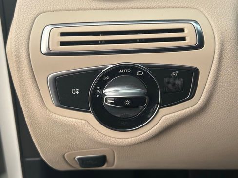 Used 2016 Mercedes-Benz C 300 4MATIC Sedan w/ Multimedia Package image 26