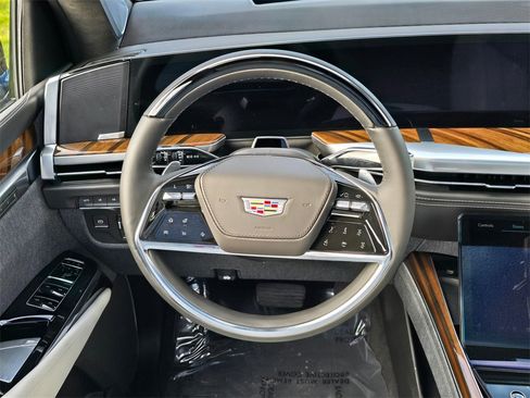 New 2026 Cadillac Escalade ESV Platinum Sport image 21