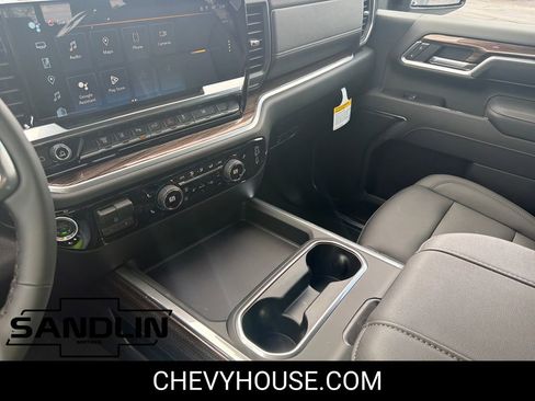 New 2026 Chevrolet Silverado 3500 LT w/ Texas Edition image 19