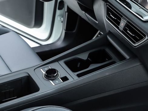 New 2026 Volkswagen Tiguan SE R-Line AWD/4WD image 34