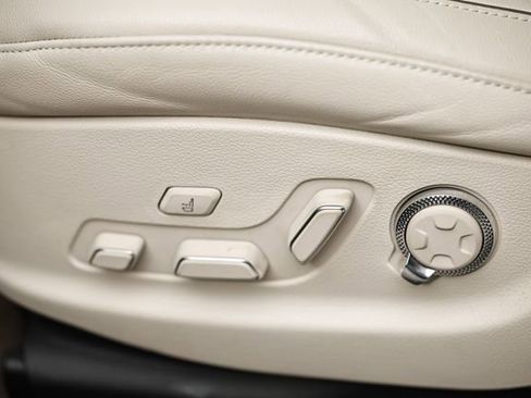 Used 2023 Genesis GV80 2.5T w/ Prestige Package image 23