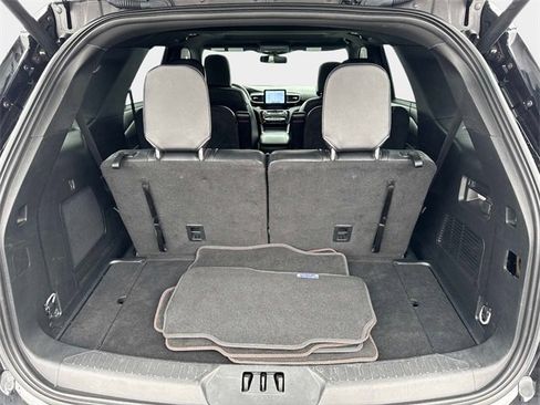 Used 2023 Ford Explorer ST-Line w/ Class IV Trailer Tow Package image 5