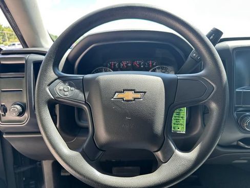 Used 2018 Chevrolet Silverado 1500 Custom w/ Custom Value Package AWD/4WD image 24