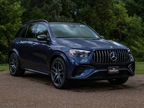 New 2025 Mercedes-Benz GLE 53 AMG 4MATIC image 2