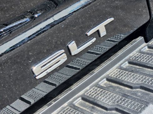 New 2025 GMC Sierra 2500 SLT w/ SLT Premium Package image 12