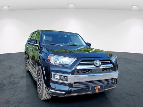 Used 2021 Toyota 4Runner Limited AWD/4WD image 10