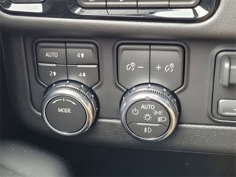 New 2026 GMC Yukon XL Elevation w/ Elevation Premium Package image 18