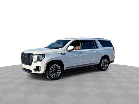 Used 2024 GMC Yukon XL Denali Ultimate image 4