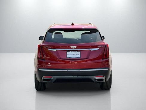 Used 2024 Cadillac XT5 Premium Luxury FWD image 7