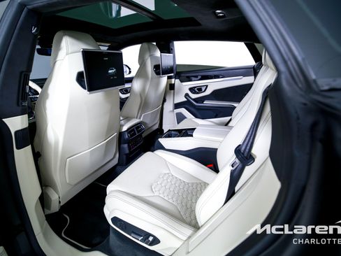 Used 2019 Lamborghini Urus image 19