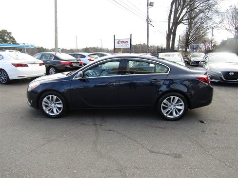 Used 2016 Buick Regal image 4
