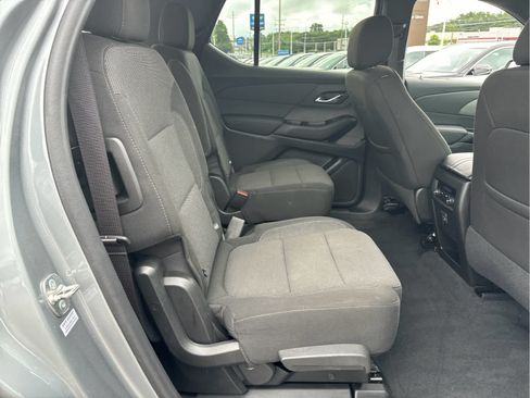 Certified 2024 Chevrolet Traverse LT FWD image 26