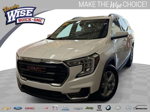 Certified 2023 GMC Terrain SLE w/ Driver Convenience Package FWD image 1