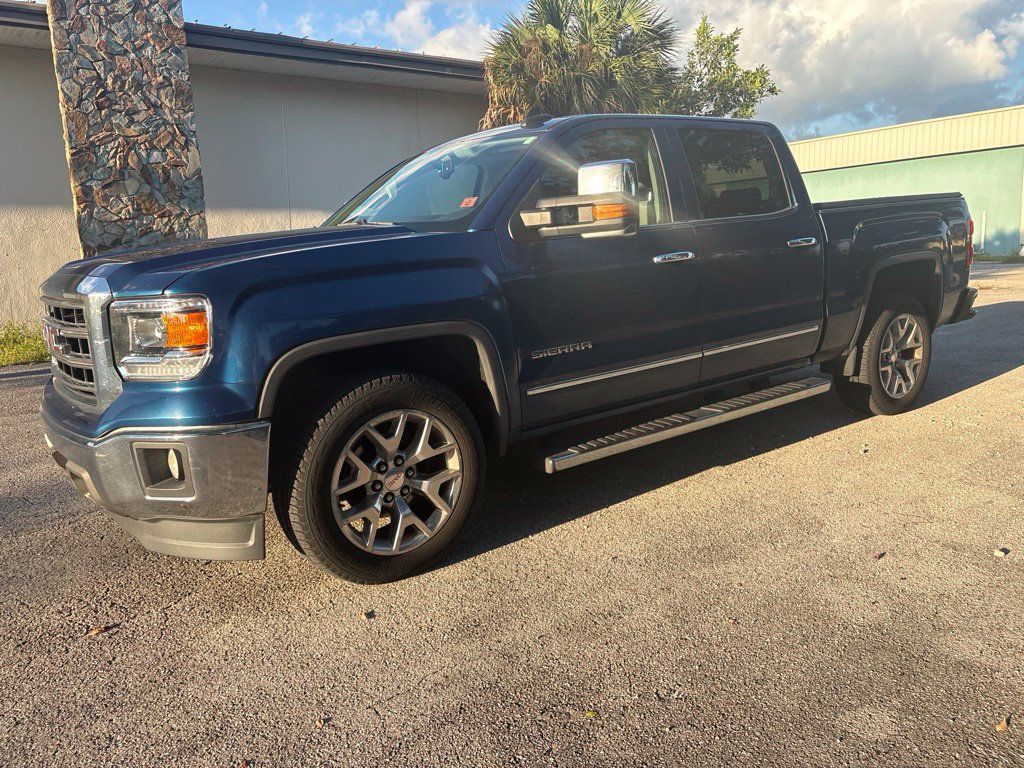 Used 2015 GMC Sierra 1500 SLT w/ SLT Crew Cab Value Package RWD image 3