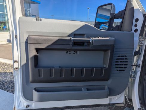 Used 2012 Ford F250 XLT w/ Advanced Security Group AWD/4WD image 10