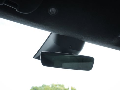 Used 2021 Tesla Model S Plaid image 24