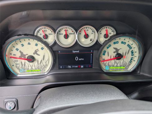 Used 2019 Chevrolet Silverado 1500 RST image 14