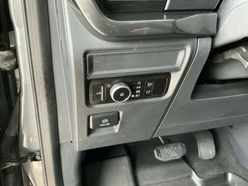 Used 2023 Ford F150 XL image 26