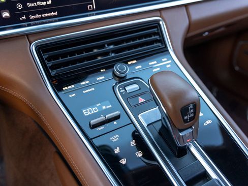 Used 2022 Porsche Panamera GTS image 41