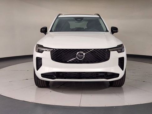 New 2026 Volvo XC90 B6 Ultra w/ Protection Package Premier image 9