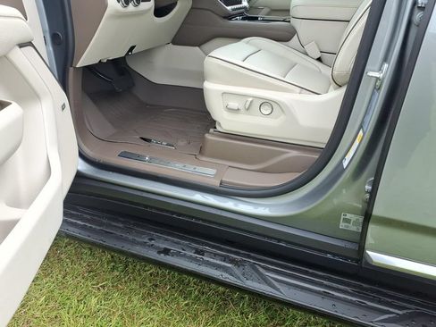 New 2026 GMC Yukon Denali w/ LPO, Floor Liner Package AWD/4WD image 12