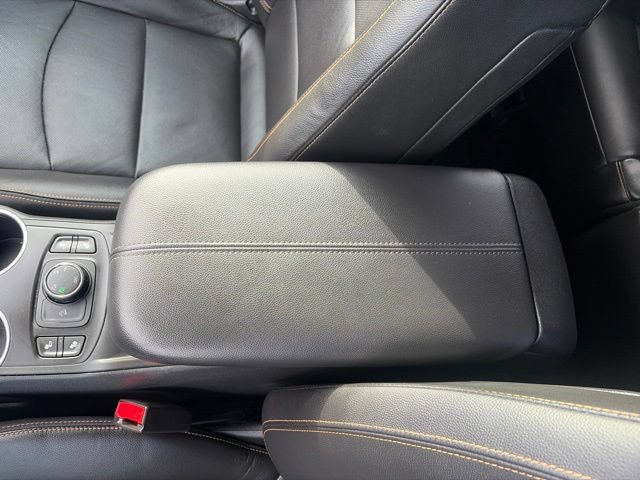 Used 2019 GMC Terrain SLT w/ Preferred Package AWD/4WD image 24