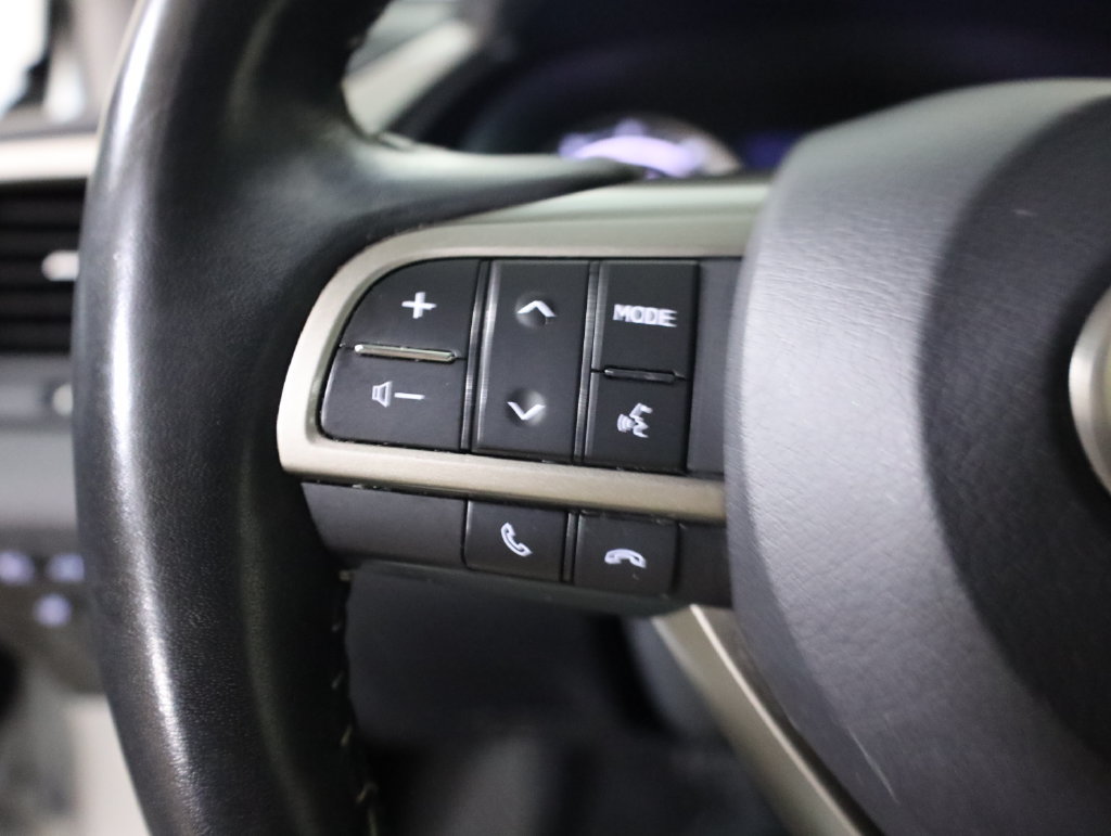 Used 2022 Lexus RX 450h AWD w/ Premium Package image 12
