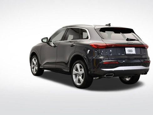 Used 2025 Audi Q5 Premium Plus w/ Premium Plus AWD/4WD image 3