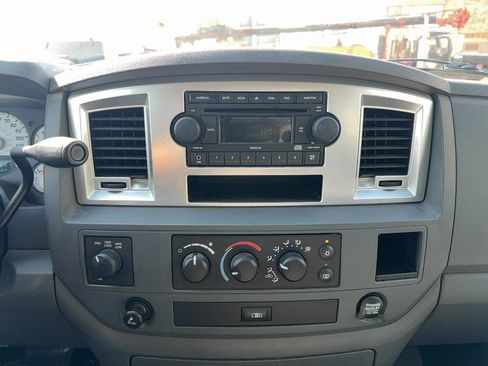 Used 2008 Dodge Ram 1500 Truck SLT w/ Trailer Tow Group AWD/4WD image 15