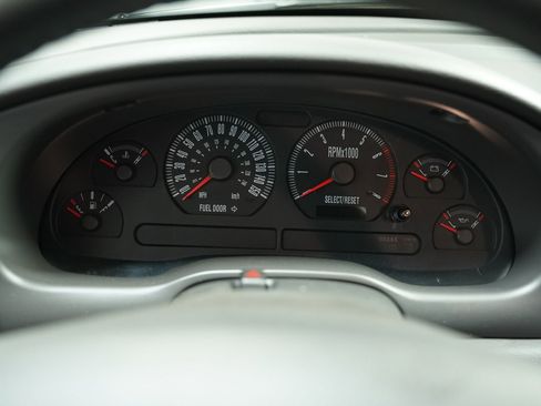 Used 2001 Ford Mustang Bullitt GT image 31