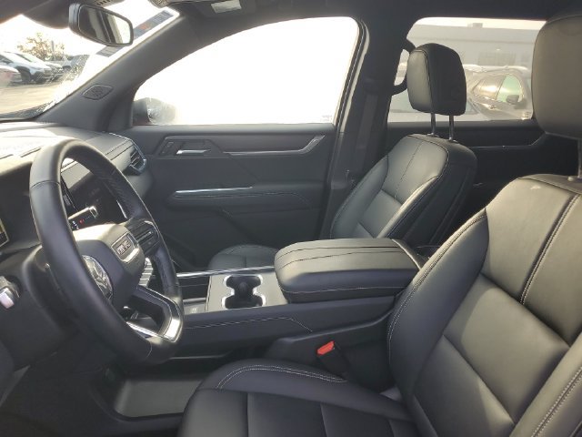 Used 2024 GMC Acadia Elevation w/ LPO, Floor Liner Package FWD image 17