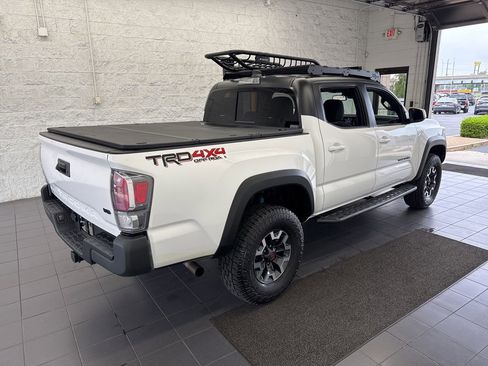 Used 2023 Toyota Tacoma TRD Off-Road AWD/4WD image 8