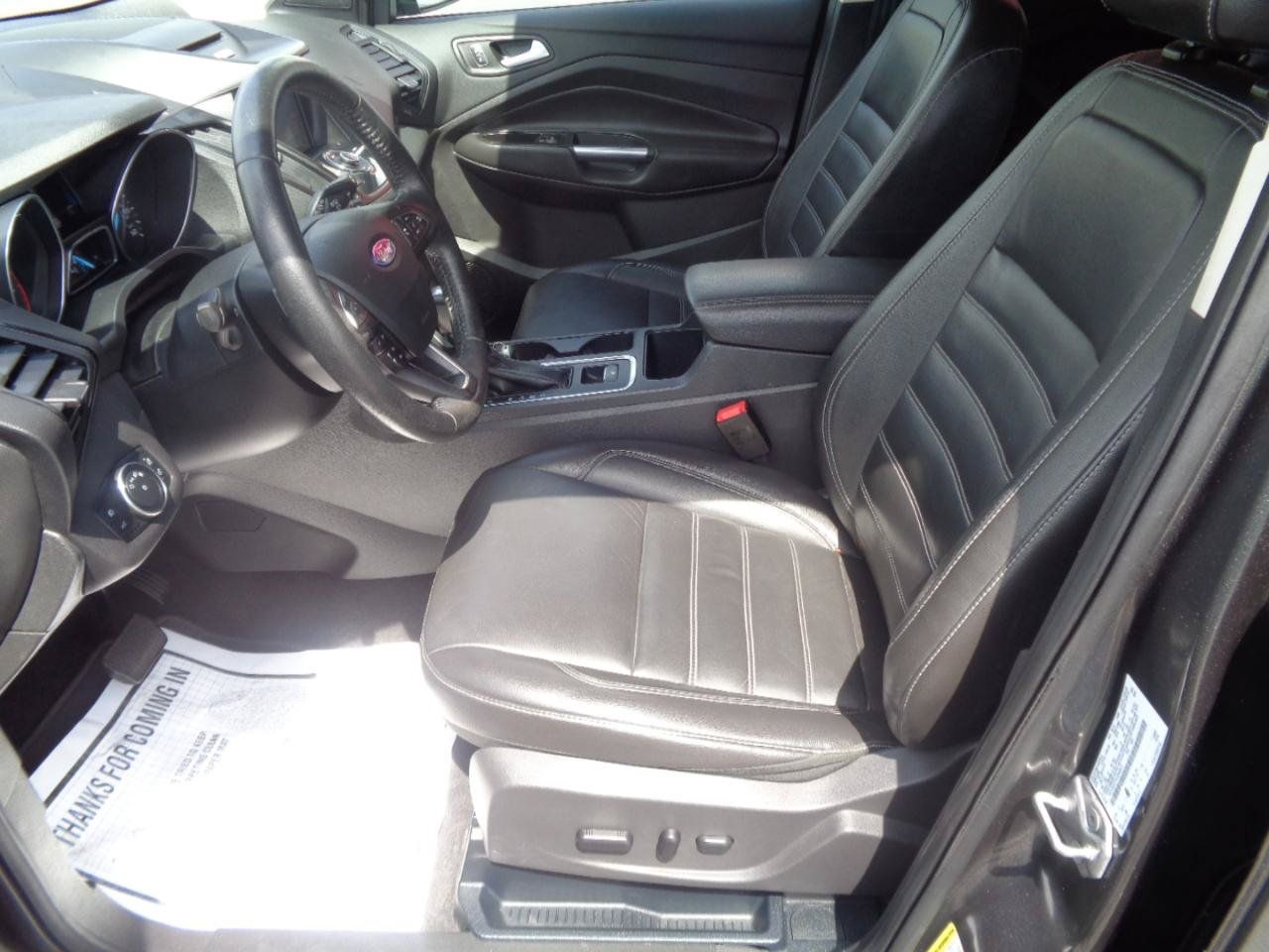 Used 2017 Ford Escape Titanium AWD/4WD image 21