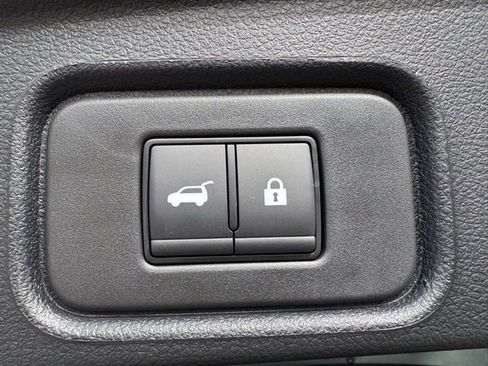 New 2026 Nissan Pathfinder Platinum image 41