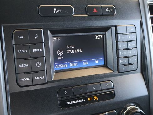 Used 2017 Ford F150 XLT image 39